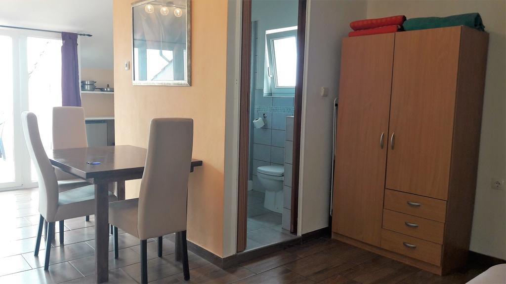 Apartments Velic Crikvenica Exterior foto